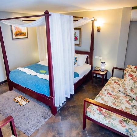 La Villa Boutique Hotel Aranyaprathet Bagian luar foto