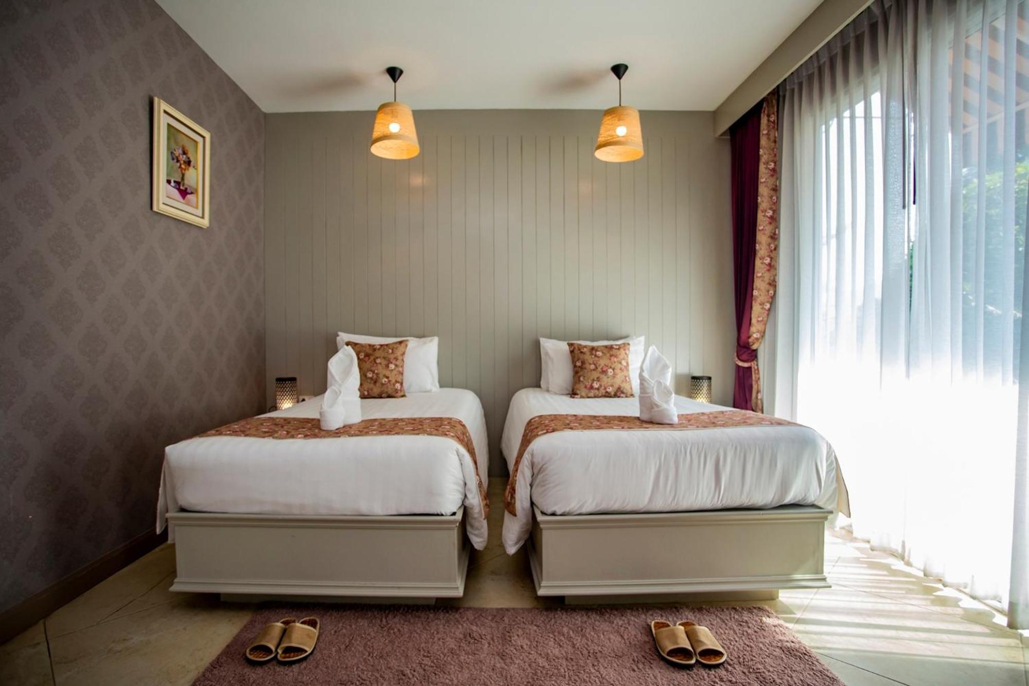 La Villa Boutique Hotel Aranyaprathet Bagian luar foto